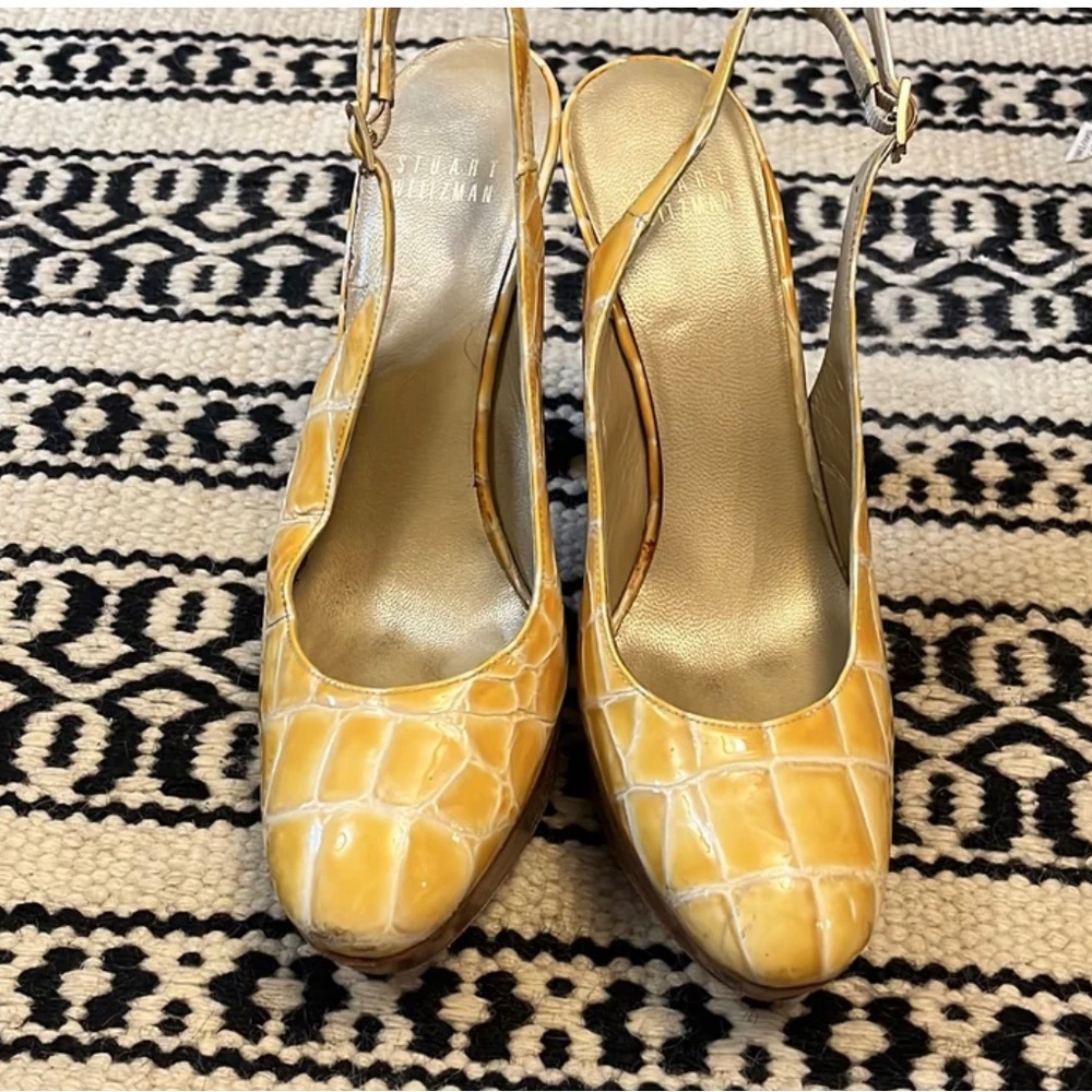 fun summer heels. size 38 bought for $585 selling for $385 willing to negotiate